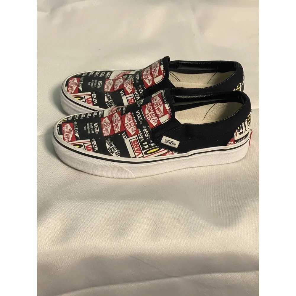 VANS CLASSIC SlipOn Canvas Shoes All Over Logo Print Mens Size 4.5 Womens 6 BinC